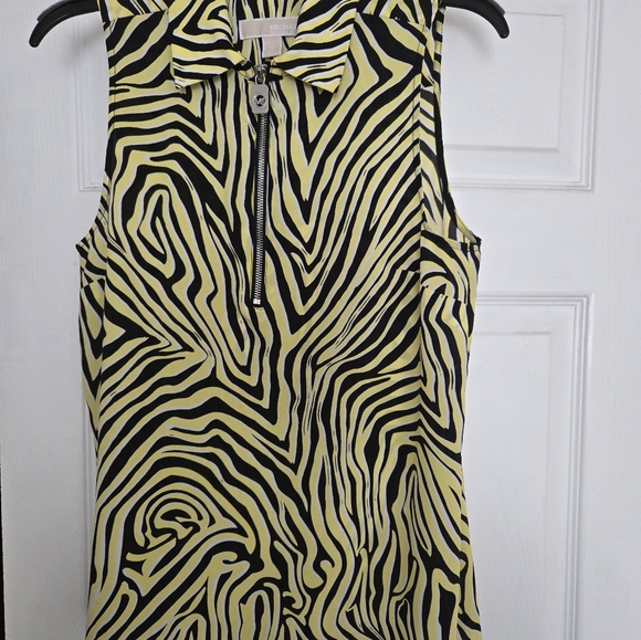 Women's Michael Kors Sleeveless Zebra Print Blouse - Picture 4 of 11